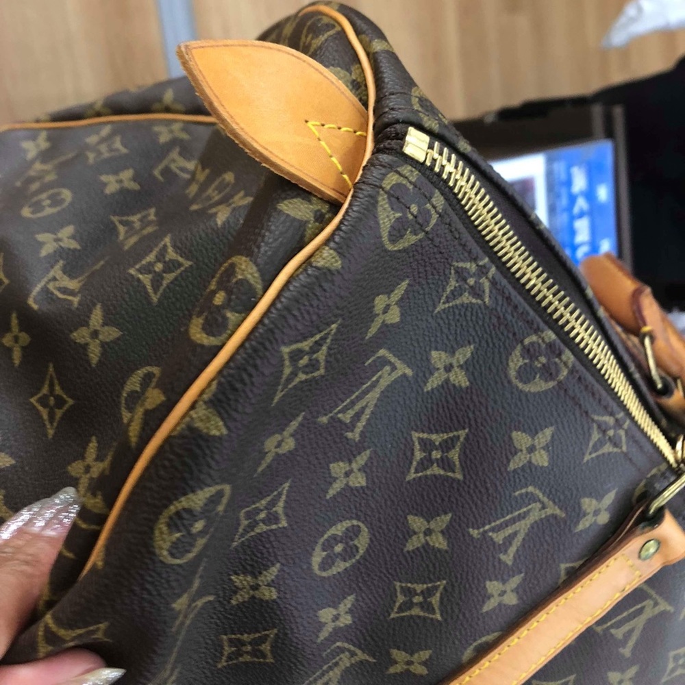 ๐ฏโ
Authentic Keepall 50 - Picture 3 of 8